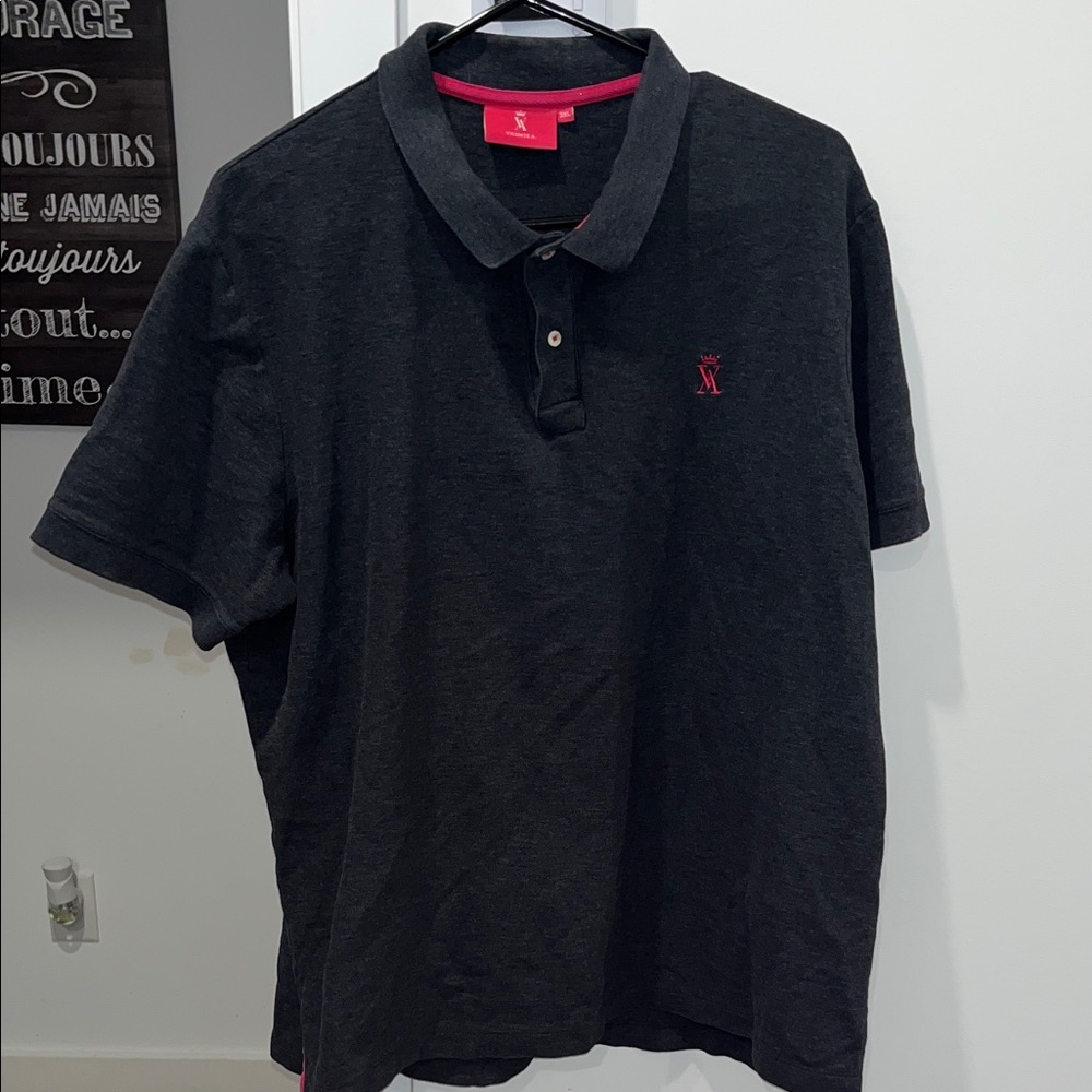 Vicomte A Polo Dark Gray and Fuschia